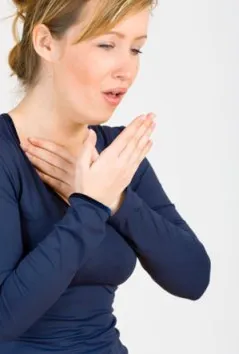 Mellkasi köhögés okozza a tüneteket - köhögés