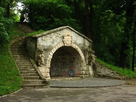 Grotto - оригиналната украса на пейзажа - статия