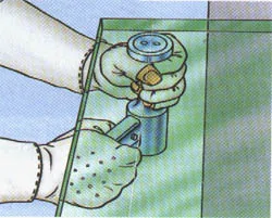 Инструментите, използвани за ръчно рязане на стъкло