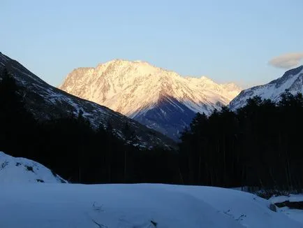 Cum se ajunge la Terskol Elbrus și Cheget