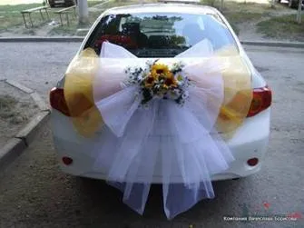 Tartozékok az esküvői autó