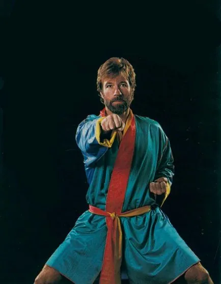 40 Képek a legendás Chuck Norris - zozhnik