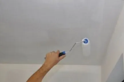 Cum se curata plafonul de vopsea