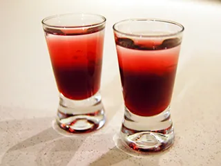 Cum să pregătească un cocktail de un câine turbat