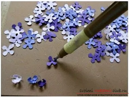 Hogyan készítsünk saját színes, élénk lila sima papír