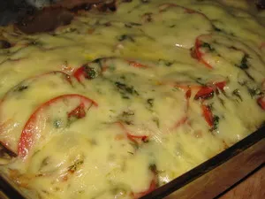 Пилешки гърди запечени с патладжан и домати рецепта със снимки