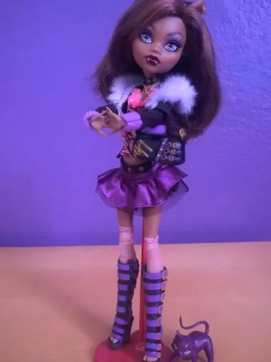 Klodin Vulf babát Monster High jellegű fotó és életrajz