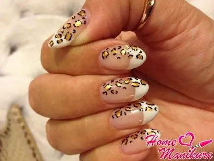 Leopard палто върху ноктите си представя маникюр с котка печат