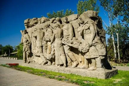 Mamayev Kurgan A Szülőföld kéri, az örök tűzre, Volgograd