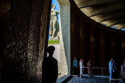 Mamayev Kurgan A Szülőföld kéri, az örök tűzre, Volgograd