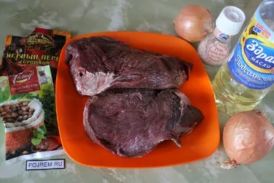 tocană de carne cu ceapa - pas cu pas reteta pentru modul de a găti cu fotografii