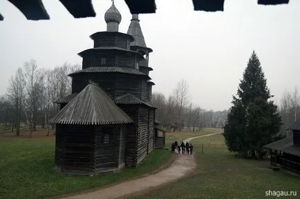 Muzeul de Arhitectura din lemn Vitoslavlice despre Veliky Novgorod