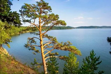 Lake Itkul (забележителности, отдих, риболов)