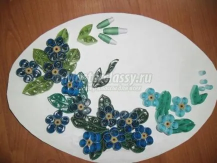 Panouri în tehnica quilling pentru mama