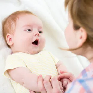 Snot в гърлото на детето, как да се отнасяме и лек