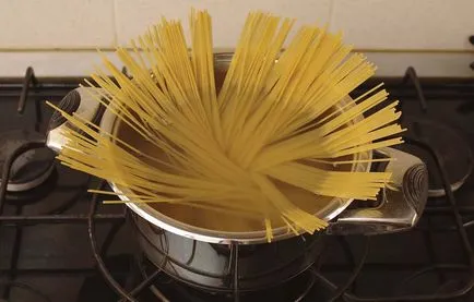 Spaghete Bolognese - un pas cu pas reteta cu fotografii, ne-Dieta