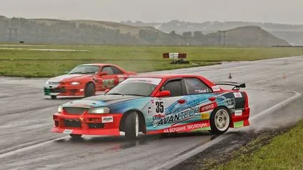 Super Drift Battle 2012