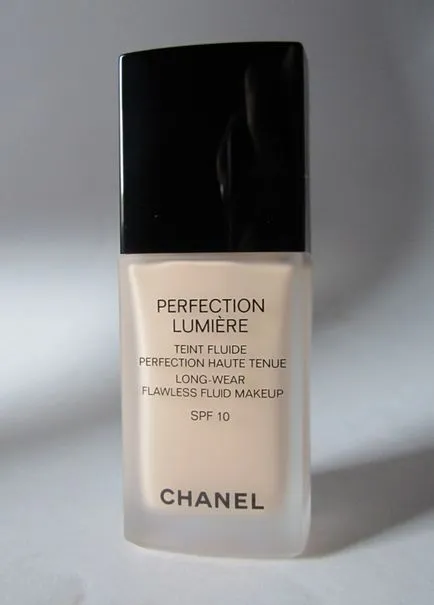 Tone de fluid chanel perfecțiune Lumiere # 22, bella_shmella