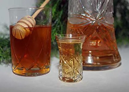 Vodka cu miere retete vodca de miere cu piper, ou, sfeclă roșie, aloe, lamaie, afine și ridichi