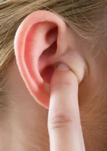 абсцес на ухо, отколкото да се лекува, как да се отнасяме ухо