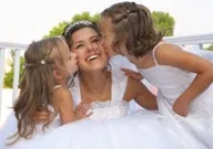 Mi köze a gyerekek az esküvőn a menyasszony ház