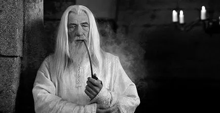 Gandalf că fumatul în Domnul filmului Inelelor