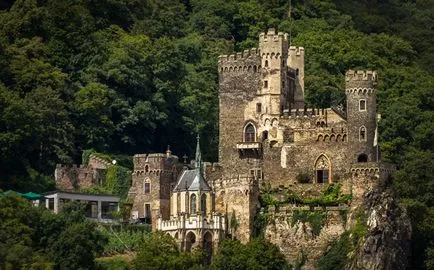 10 exemple uimitoare de arhitectura gotica din lume