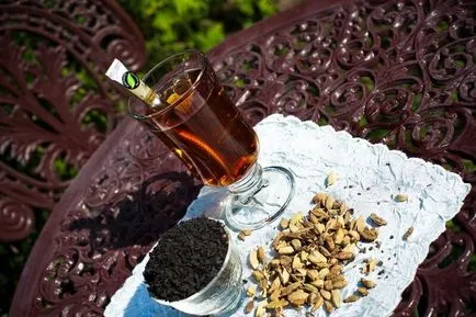 Чай с кардамон и ползите, вредите, противопоказания, рецепти