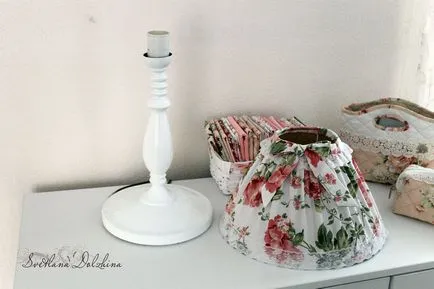 Decorați o lampă de birou plictisitor - cu propriile lor mâini