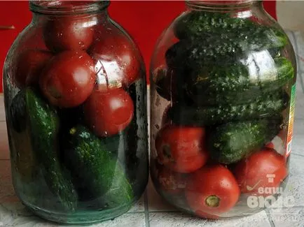 Асорти Домашно солени домати и краставици (стъпка по стъпка рецепти снимки)