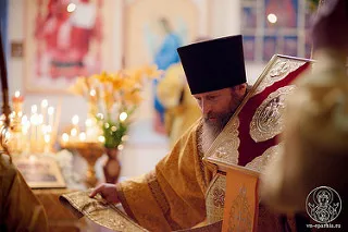 rugăciuni Arsenii Bishop a oferit inima neprihănită și credința neîndoielnică în Dumnezeu are