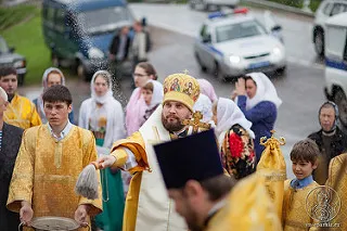 rugăciuni Arsenii Bishop a oferit inima neprihănită și credința neîndoielnică în Dumnezeu are