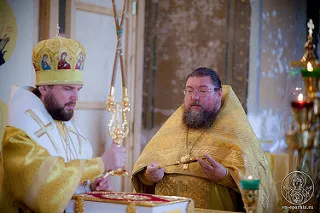 rugăciuni Arsenii Bishop a oferit inima neprihănită și credința neîndoielnică în Dumnezeu are