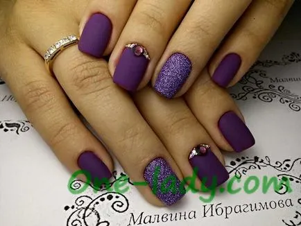 Purple маникюр снимка