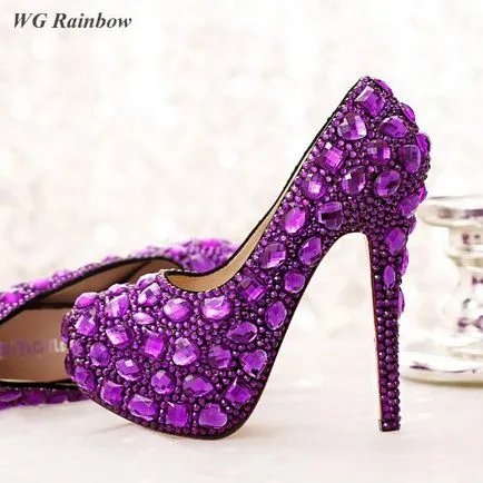 Лилави обувки - 54 модна снимка