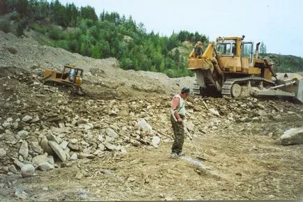 Hol és hogyan kell keresni arany rögök