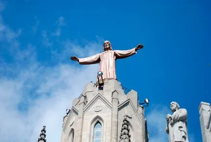 Mount Тибидабо в историята на Барселона, в парка, как да се получи