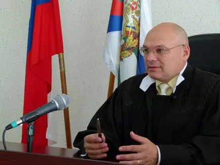 Igor Korzhukov sok szerelőhöz EAO kompetens megvédeni jogaikat a bíróság