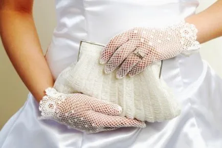 Melyek a menyasszonyi kiegészítők menyasszonyok a kategóriában Esküvői tartozékok - az összes svadbalist