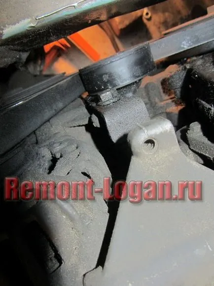 Cum de a trage cureaua alternatorului, repara Reno Logan