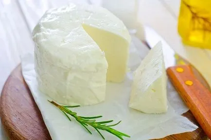Как да се готви вкусно домашно сирене suluguni