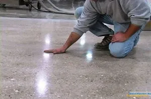 Cum sa faci o podea de beton - o podea lucioasă