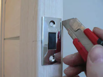 Как да инсталираме интериорни врати с ръцете си