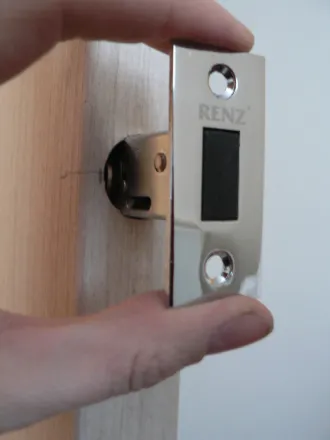 Как да инсталираме интериорни врати с ръцете си