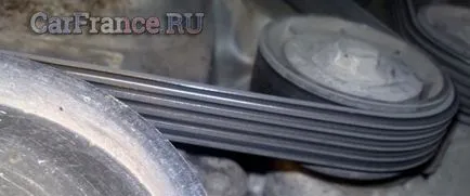 Как да се премахнат Рено Логан алтернатора колан за студена свирка
