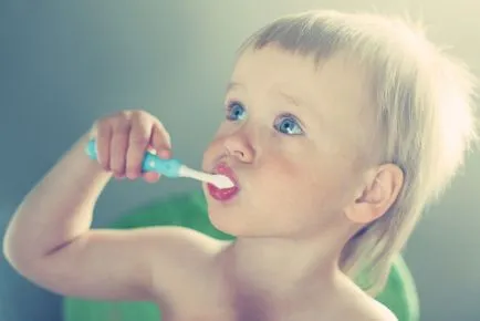 Hogyan válasszuk ki a fogkefe baba tippeket Tema