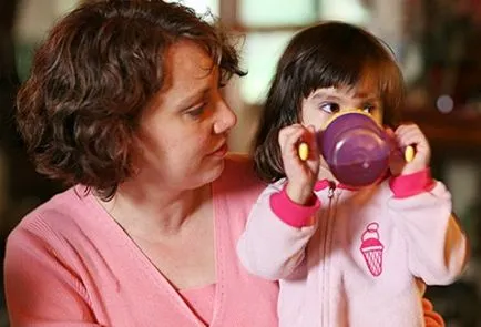 Калина кашлица - рецепта за деца в възраст може да се даде, ако това помага с настинки