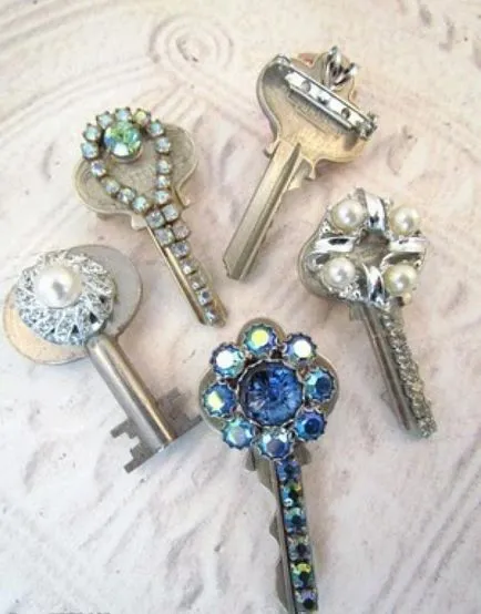 Key nehéz, a legfontosabb arany „eredeti és szokatlan dekoráció a szokásos gombok - Fair
