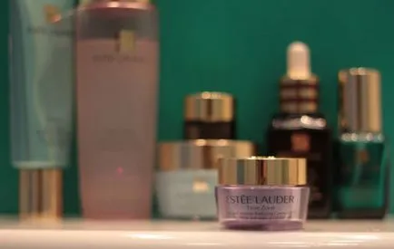 Cream часова зона от Estee Lauder - ревюта, снимки и цена