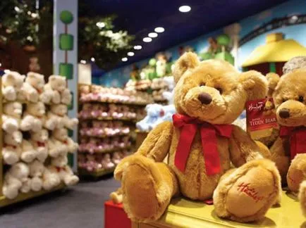 Магазин Hamleys играчки, Лондон